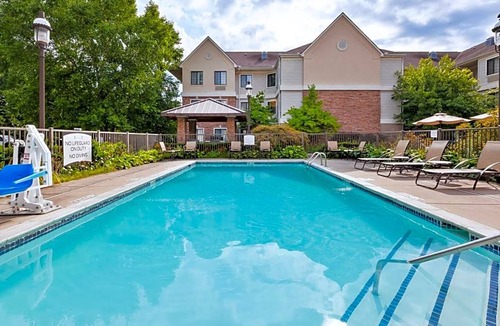 Utica Hotel | 3-Star Hotel ∙ Staybridge Suites Detroit-Utica, an IHG Hotel