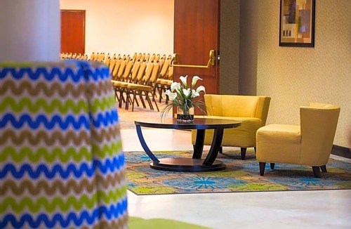 South Portland Hotel | 3-Star Hotel ∙ DoubleTree by Hilton Portland