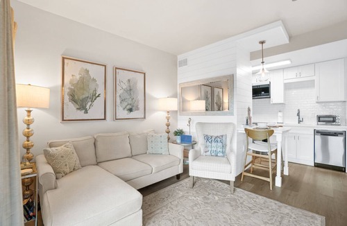 Seagrove Beach Condo | 30A Emerald Hill by Panhandle Getaways