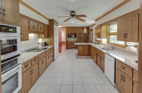 Walker House | 36 acres on Leech lake!