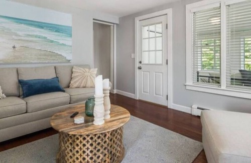 Rye Apartment | 39 Cable Rd., "The Eleanor"