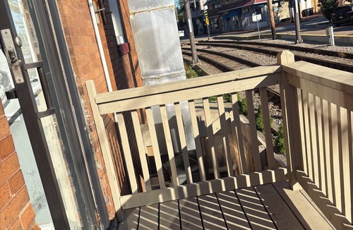 Castle Shannon Apartment | 3bedroom apartment in Pittsburgh!Right on the trolley line 10mins from downtown