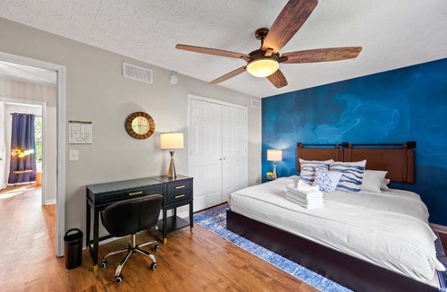 Williamstown Apartment | 3BR Condo Near Ark Encounter, 8 Guests, Parking
