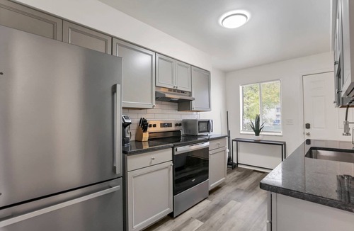 Gahanna House | 3BR Home Near Columbus | Garage + Shared Yard