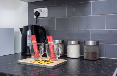 Sunderland House | 3BR Retreat | High Barnes | Wifi