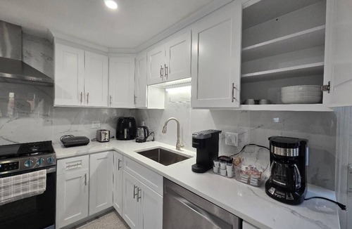Norwood House | 3BR Upper-Level Oasis, Minutes to Boston Stadium, World Cup Ready