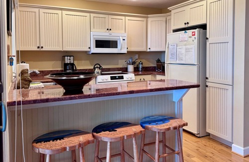 Glen Arbor House | 4 bd Lake Michigan Beachfront Luxury Condo at The Homestead in Glen Arbor