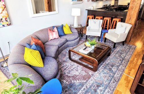 Downtown West Apartment | 4 Bed DWTN Loft✦Sleep 8✦Walk to Attractions✦W/D
