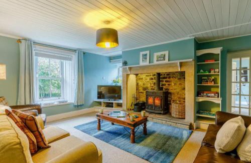 Hexham House | 4 Bed in Hexham oc-90521