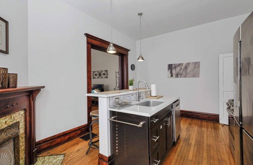 Victorian Village House | 4 Bed Townhome near Goodale Park