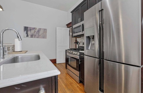 Victorian Village House | 4 Bed Townhome near Goodale Park