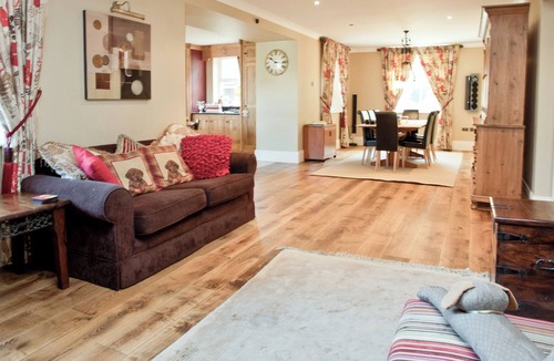 Stocksfield Cottage | 4 bedroom accommodation in Newton, near Stocksfield