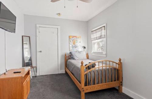 Ohio City House | 4 bedroom, in Ohio City, near Tremont, and Downtown!