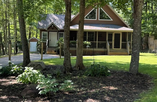 South Casco House | 4 Bedroom Lakes Region House