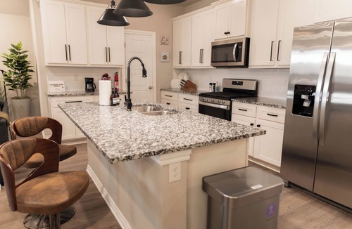 Oklahoma City House | 4-Bedroom New House in OKC with Gym, Fast WiFi, 8 Beds - Sleeps 12, Car Garage