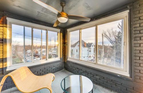 Perry North Apartment | 4 Mi to Market Square: Bright Apt w/Balconies
