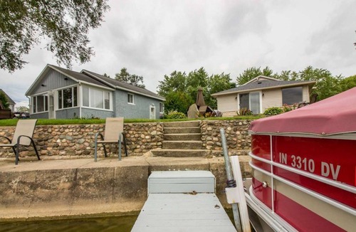 Rome City House | 4 seasons to relax at Sylvan Lake Indiana waterfront property
