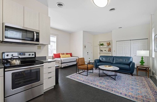 East Market District Apartment | 4 Suites, 1 Epic Stay – Sleep 22 in NULU