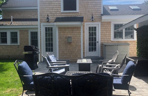 Dennis Port House | 400 feet to the Ocean 4 bdrm 2 1/2 bath 1899 beauty - total reno