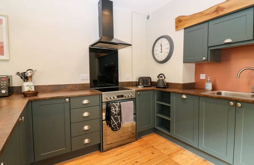 Jedburgh Cottage | 49 Castlegate, Jedburgh 2 bed