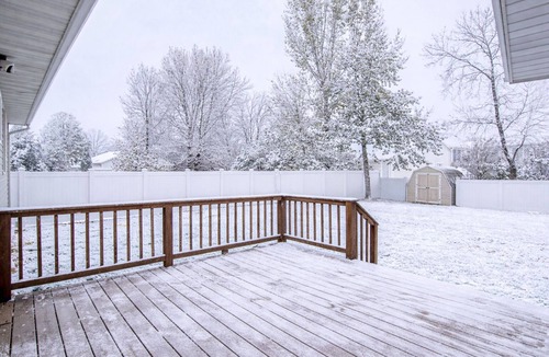 West Fargo House | 4BR Fenced Yard I King Bed, Games, Pack n Play