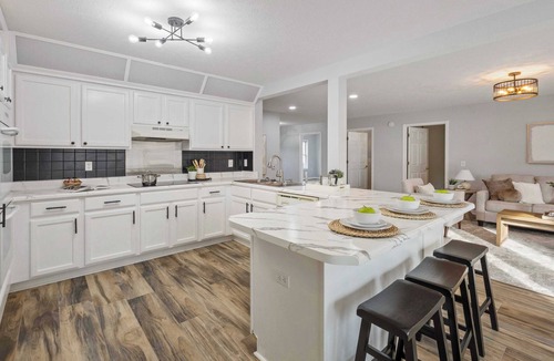 West Newton House | 4BR Home｜Perfect for Families｜Private Yard｜Work Remotely｜Fully Furnished #42051