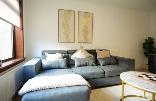 Livingston House | 4BR House By Caledonia Luxe Stays Livingston