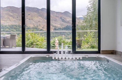 St Fillans Cottage | 5 Bed in St. Fillans (oc-t30058)