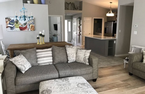 Miramar Beach Cottage | 5 Bedroom/3 Bath Emerald Coast Beach Cottage in gated resort community