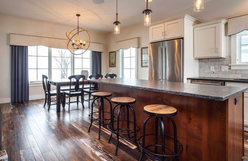 Nisswa Resort | 5 Bedroom Lake Home on Gull Lake