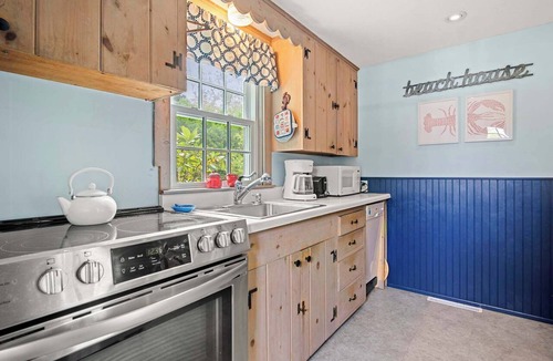East Orleans House | 5 Min Walk to Swimmable Mill Pond, Dog Friendly!