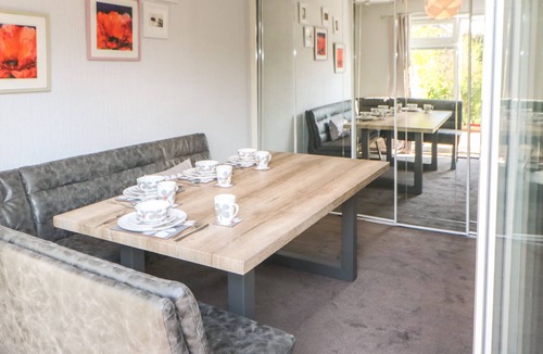 Durham Cottage | 5 PILGRIMS WAY, pet friendly, with a garden in Durham