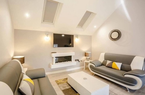 Castleside House | 5 star luxury cottages with outdoor hot tub