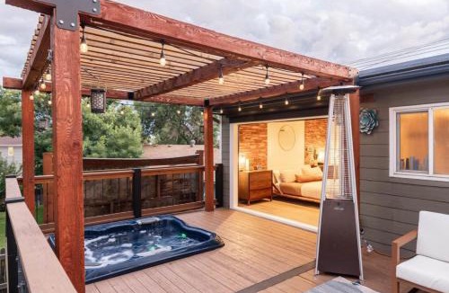 Thornton House | 5 Star Retreat Gym Private Office