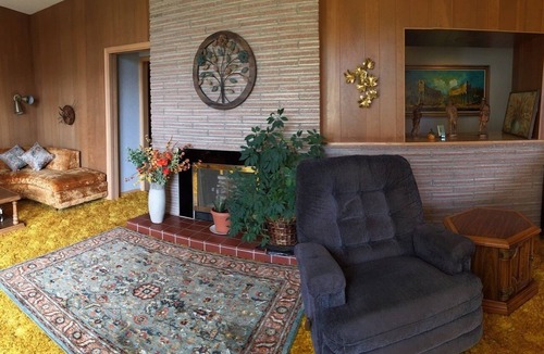 Minot House | 50's vintage custom built family home