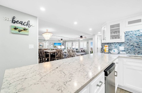 Holiday Isle Condo | 518- This IS the beach life! Stunning Ocean views. W/D in unit!