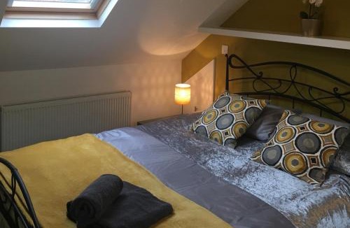 Fenham House | 6 Bed-Sleeps 12-Hot Tub-Free Parking-Pet Friendly