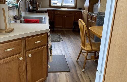 Pellston House | 6 Bedroom House close to Petoskey, Harbor Springs & Mackinaw 350 private acres