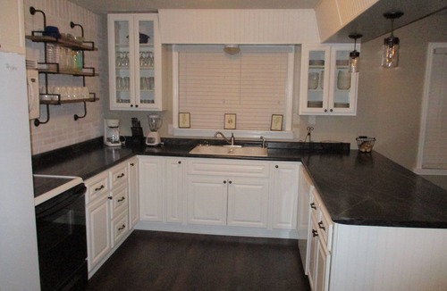 Saint Helens House | 6 BR 3 bath Elegant farmhouse