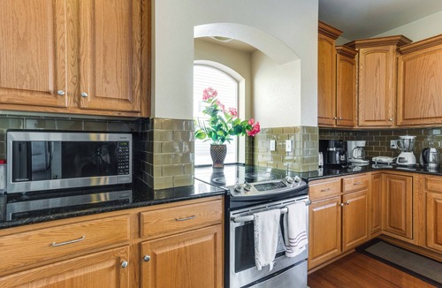 Green Valley Ranch Cottage | 6 Mi to Dia: Spacious Home w/Backyard in Denver!