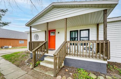 Port Austin House | 6 Mi to State Harbor! Stylish Port Austin Home