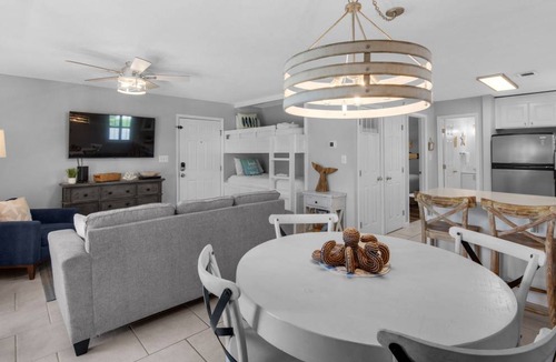 Seagrove Beach Apartment | 60 m² Apartment ∙ 1 bedroom ∙ 5 guests