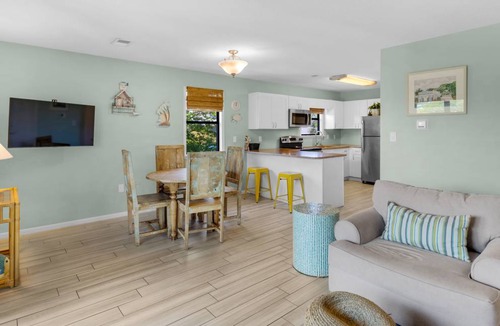 Seagrove Beach Apartment | 60 m² Apartment ∙ 1 bedroom ∙ 4 guests