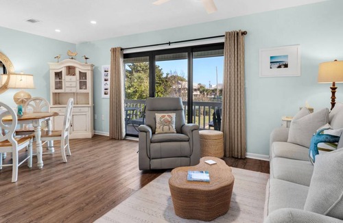 Seagrove Beach Apartment | 60 m² Apartment ∙ 1 bedroom ∙ 2 guests