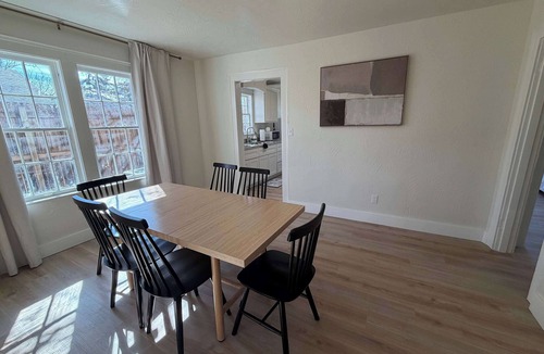Amarillo House | 6BR Sleep 20 DT Amarillo Tech/Data Ctr Corp Stays