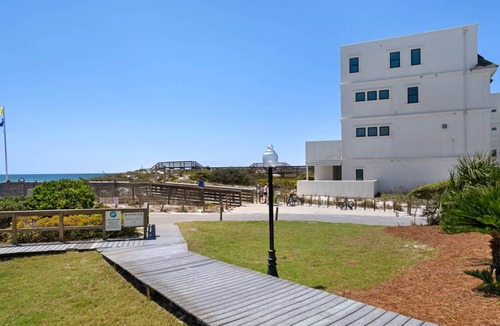 Seagrove Beach Apartment | 74 m² Apartment ∙ 2 bedrooms ∙ 5 guests