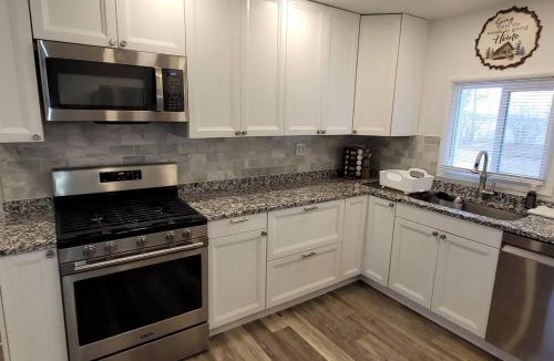 St. Charles House | 75 Acre home with trails & outdoor fun tons of Wildlife