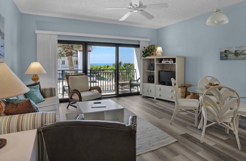 Seagrove Beach Apartment | 75 m² Apartment ∙ 1 bedroom ∙ 4 guests