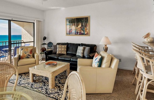 Seagrove Beach Apartment | 75 m² Apartment ∙ 1 bedroom ∙ 6 guests