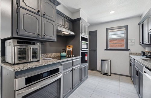 Midwest City House | 7BR Midwest City home 7 mins from Rose State, 12 from Tinker AFB. Sleeps 16. #EC